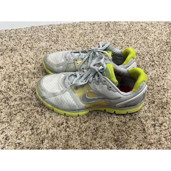 NIKE LUNARGLIDE EXPLORER WOMENS RUNNING SHOES size 8 - Picture 3 of 8